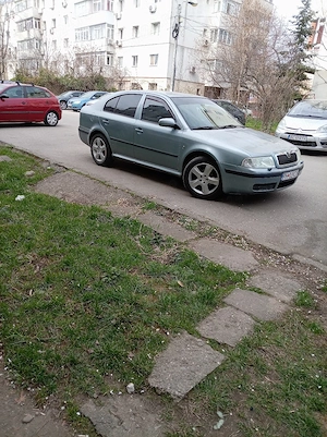 vand Skoda Octavia tour oferta specială  - imagine 4