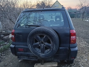 Toyota RAV4  - imagine 3