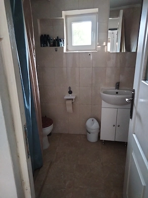 Garsoniera de vânzare și casă  - imagine 10