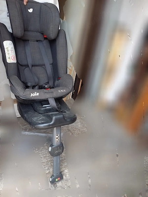 vand scaun auto cu isofix pt copii