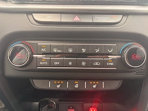 Vand Kia Ceed SW 2024 - imagine 4