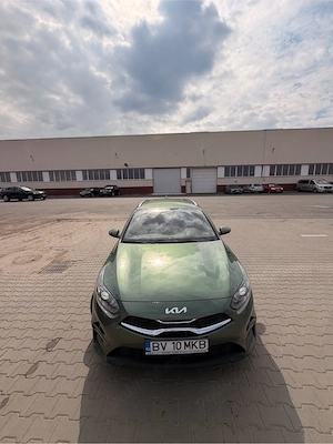 Vand Kia Ceed SW 2024 - imagine 10
