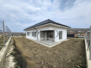 Casa eficienta energetic, noua, cu pod mansardabil generos - imagine 4