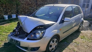 Piese autoturism Ford Fiesta CBK an 2005, 1.4 16V, benzină