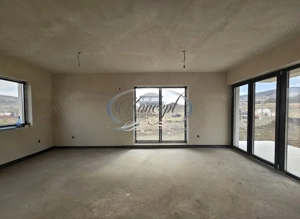 Casa eficienta energetic, noua, cu pod mansardabil generos - imagine 7