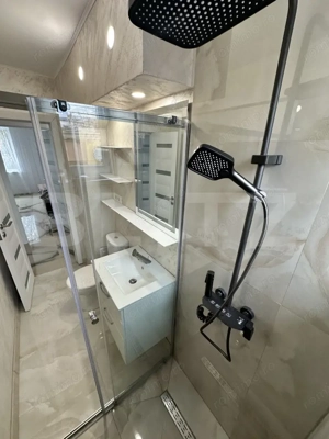 APARTAMENT MODERN 2 CAMERE, DECOMANDAT, RECENT RENOVAT, INCALZIRE IN PARDOSEALA - imagine 10