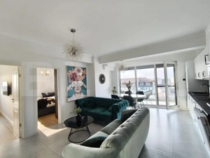 Apartament 3 camere Luceafarul, etaj superior