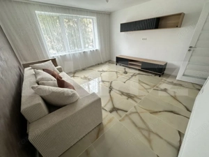 APARTAMENT MODERN 2 CAMERE, DECOMANDAT, RECENT RENOVAT, INCALZIRE IN PARDOSEALA - imagine 2