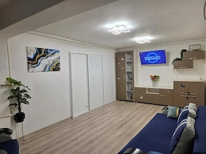 Apartament 3 camere modern   Tomis Nord   loc parcare   proprietar - imagine 2