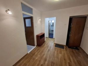 Apartament 4 camere Piata Sudului ,2 bai , Birou sau Cazare Muncitori  - imagine 20