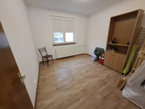 Apartament 4 camere Piata Sudului ,2 bai , Birou sau Cazare Muncitori  - imagine 11