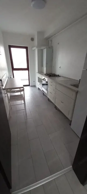 Apartament 2 camere Moghioroș Park ,decomandat, luminos, cu terasă  - imagine 3
