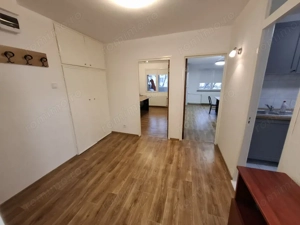 Apartament 4 camere Piata Sudului ,2 bai , Birou sau Cazare Muncitori  - imagine 3