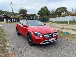 Mercedes-Benz GLA 180  - imagine 2