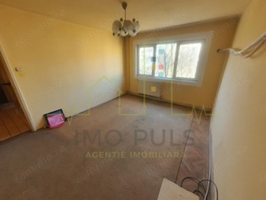 3 Camere. Etaj intermediar. Boxa. Centrala proprie. Termopane.