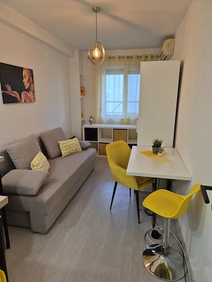 Complex et 1 langa Facultatea de drept 250 euro