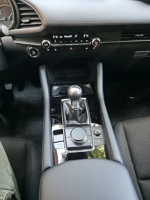 Mazda 3, Sedan, Skyactive G 140, Exclusive Line, 2025 - imagine 9