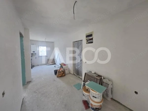Apartament 3 camere 56mpu de vanzare decomandat zona Valea Aurie Sibiu - imagine 3