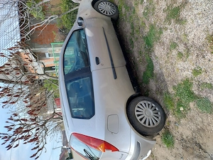 Vând Fiat Punto 2001 - imagine 2