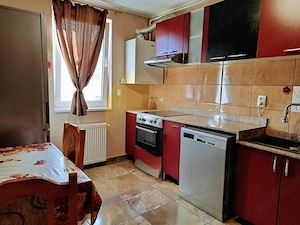  Apartament de vinzare !Super ofertă! - imagine 2