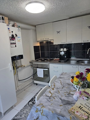 Casa la curte mobilata - imagine 6