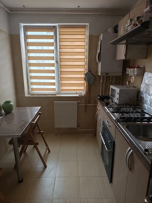 Vând apartament 3 camere - imagine 3