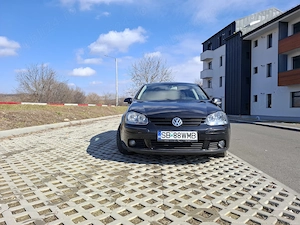 VW Golf 5   1.9 TDI 105 CP - imagine 5