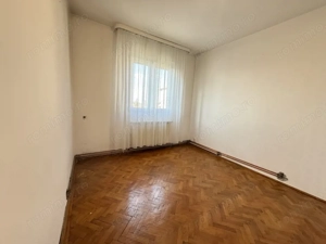 Apartament spatios, 3 camere, semidecomandat 63 mp utili - Circumvalatiunii - imagine 2