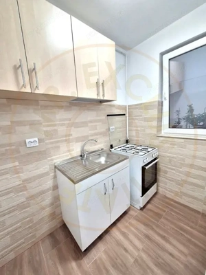 Garsoniera Cocheta de Inchiriat - imagine 6