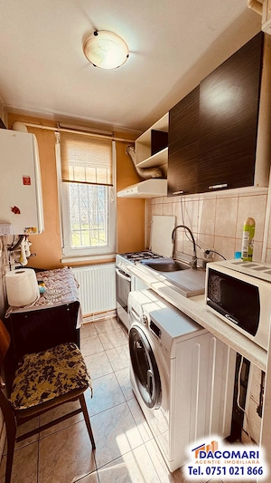 De vânzare   apartament 2 camere, decomandat, Micro 19 . - imagine 3