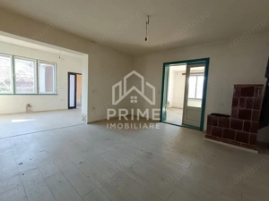 Casă renovabilă 185 mp, teren 1100 mp, zonă centrală – Teiuș - imagine 4