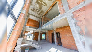 Casa Individuala | Roata Faget | Vitraje ample - imagine 4