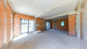 Casa Individuala | Roata Faget | Vitraje ample - imagine 5