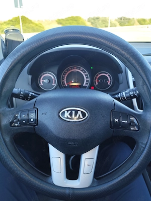 Vand KIA CEED  AN 2010 Motor 1.6 diesel  automata - imagine 3