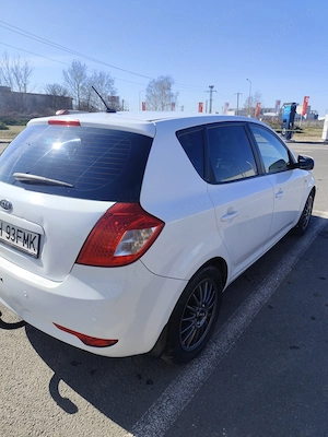 Vand KIA CEED  AN 2010 Motor 1.6 diesel  automata