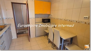 Apartament 2 camere decomandate zona KM 5