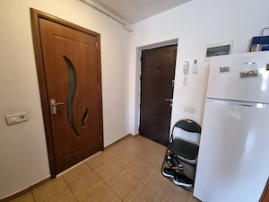 Garsoniera decomandata, mobilată și utilat, parcare, loc parcare, bloc langa "La Strada" - imagine 2