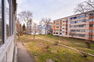 Apartament 3 camere, etaj 1 – zona ultracentrala (Starea Civila)