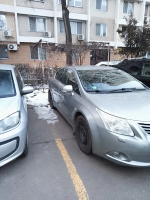 toyota avensis  - imagine 3