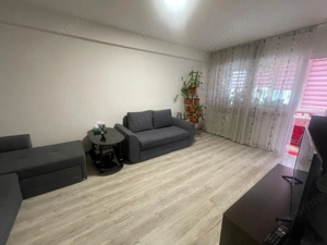 Apartament decomandat, 3 camere, zona Piata Valea Rosie - imagine 3