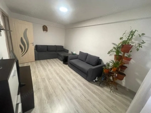 Apartament decomandat, 3 camere, zona Piata Valea Rosie - imagine 2
