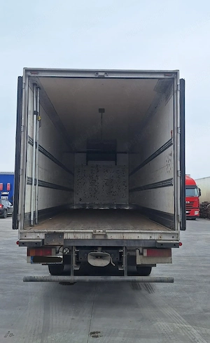 Camion Frigorific Renault Premium - imagine 3