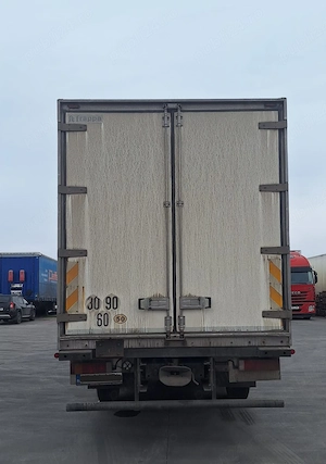 Camion Frigorific Renault Premium - imagine 4