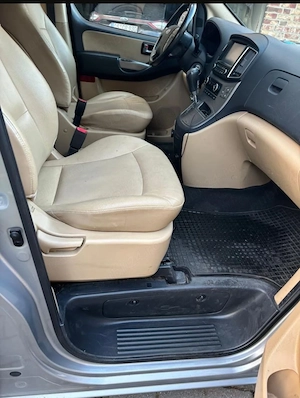 Hyundai H1 Starex 2018 2019 | Full Piele | Cameră | Climatizare Spate | Motor Defect!!!  - imagine 2