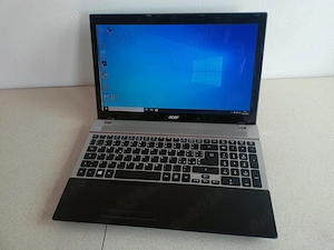 Laptop Acer V3-531 display 15,6 Procesor I3-3210m ram 8gb Hdd500g Baterie 1:45H