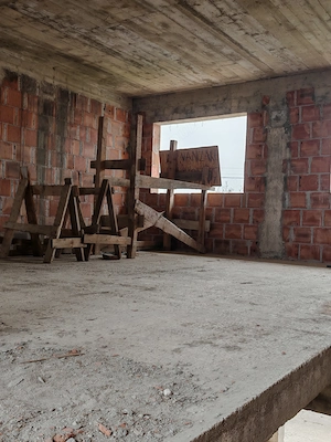 Vand casa apoape de Ploiesti 