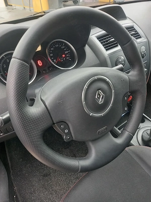 Renault Megane 1.6 benzina - imagine 4