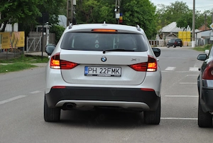 Vand BMW X 1 An 2010   2.0 diesel varianta 2.3 xdrive 204 cp - imagine 3