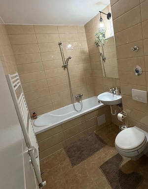 Regim Hotelier Titan Non Stop Sector 3  - imagine 3