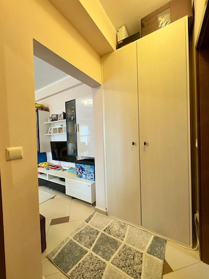 Etajul 2 | Disponibil imediat | Langa statie de autobuz | - imagine 9